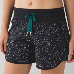 Lululemon Kanto Catch Me Shorts